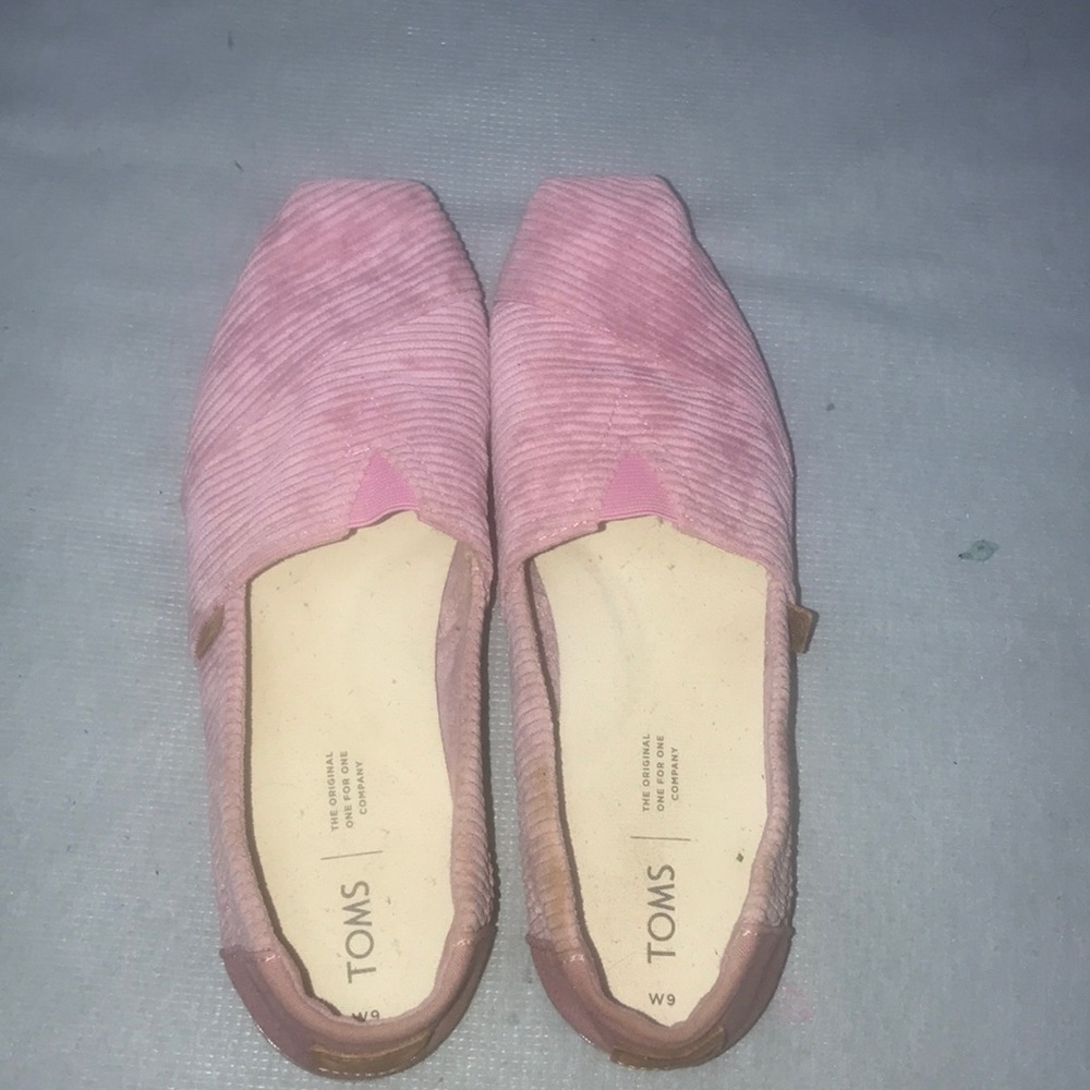 Pink Toms